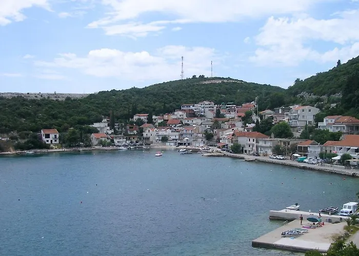 Reolan Apartment,duboka,hrvatska Apartment *